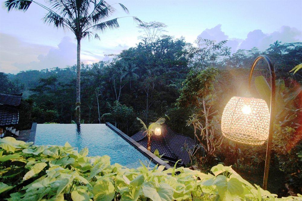 Ubud Jungle Holy Water エクステリア 写真