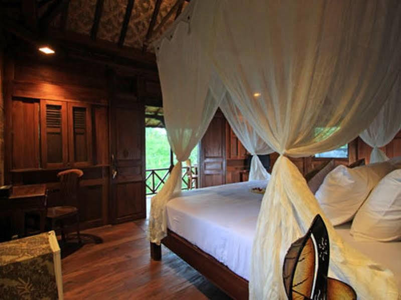 Ubud Jungle Holy Water エクステリア 写真